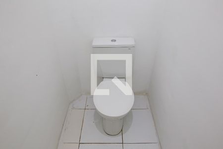 Casa à venda com 240m², 4 quartos e 4 vagasBanheiro de Serviço