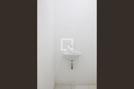 Casa à venda com 240m², 4 quartos e 4 vagasBanheiro de Serviço