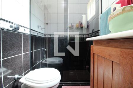 Casa à venda com 150m², 4 quartos e 3 vagasBanheiro da suíte 1