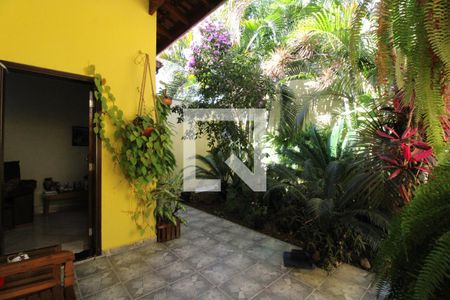 Casa à venda com 150m², 4 quartos e 3 vagasFachada frente 