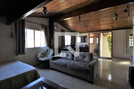 Casa à venda com 150m², 4 quartos e 3 vagasSuíte 2