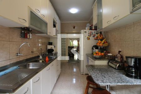 Casa à venda com 150m², 4 quartos e 3 vagasCozinha
