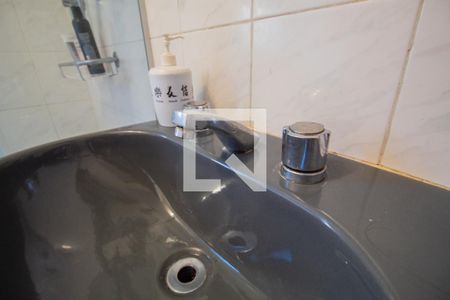 Apartamento à venda com 132m², 4 quartos e 2 vagas Apartamento à venda com 132m², 4 quartos e 2 vagasBanheiro Corredor