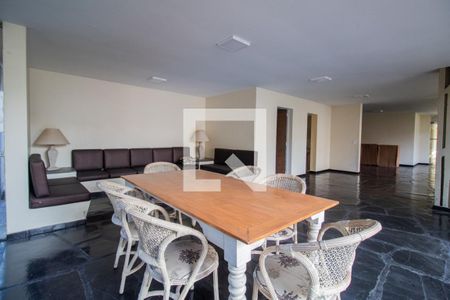 Apartamento à venda com 132m², 4 quartos e 2 vagas Apartamento à venda com 132m², 4 quartos e 2 vagasEspaço Gourmet