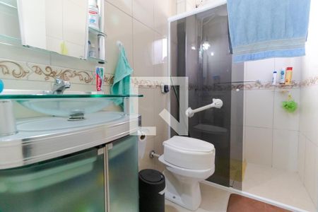 Apartamento à venda com 92m², 2 quartos e 1 vaga Apartamento à venda com 92m², 2 quartos e 1 vagaBanheiro