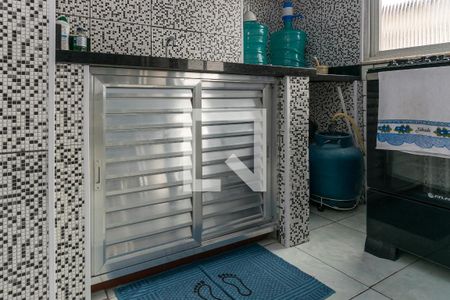 Apartamento à venda com 52m², 2 quartos e sem vaga Apartamento à venda com 52m², 2 quartos e sem vagaCozinha - Armários