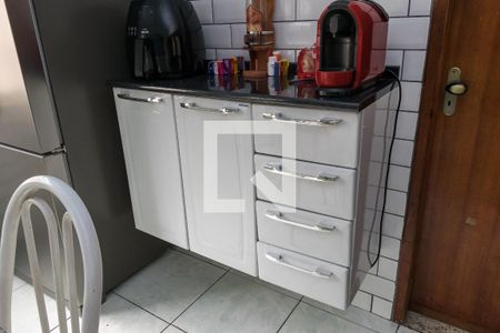 Apartamento à venda com 52m², 2 quartos e sem vaga Apartamento à venda com 52m², 2 quartos e sem vagaCozinha - Armários