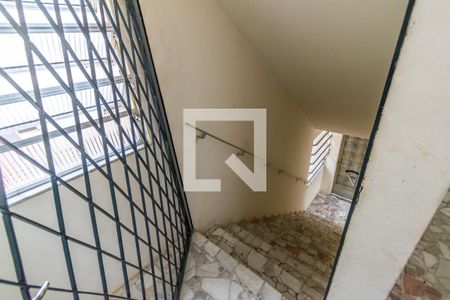 Apartamento à venda com 52m², 2 quartos e sem vaga Apartamento à venda com 52m², 2 quartos e sem vagaÁrea comum - Escadas