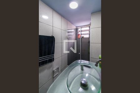 Apartamento à venda com 52m², 2 quartos e sem vaga Apartamento à venda com 52m², 2 quartos e sem vagaBanheiro