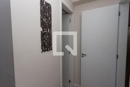 Apartamento à venda com 78m², 2 quartos e 1 vaga Apartamento à venda com 78m², 2 quartos e 1 vagaEntrada do banheiro da suíte