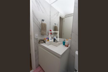 Apartamento à venda com 78m², 2 quartos e 1 vaga Apartamento à venda com 78m², 2 quartos e 1 vagaBanheiro da suíte