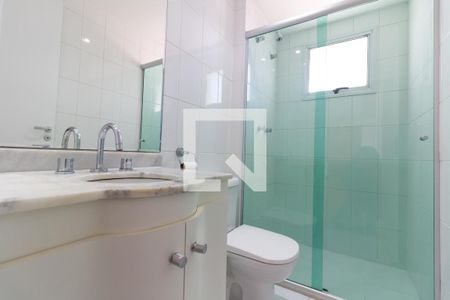 Apartamento à venda com 103m², 2 quartos e 2 vagasBanheiro 