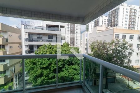 Apartamento à venda com 70m², 2 quartos e sem vagaVista da Suíte 2