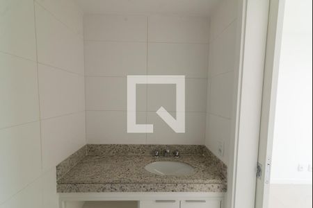 Apartamento à venda com 70m², 2 quartos e sem vagaBanheiro da Suíte 2