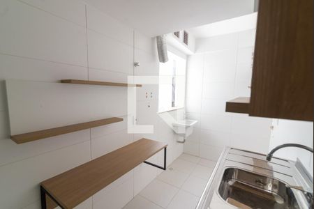 Apartamento à venda com 70m², 2 quartos e sem vagaCozinha e Área de Serviço
