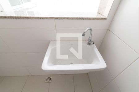 Apartamento à venda com 70m², 2 quartos e sem vagaCozinha e Área de Serviço