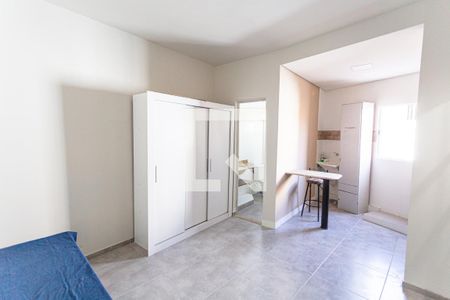 Sala/Quarto de kitnet/studio para alugar com 1 quarto, 18m² em Cachoeirinha, Belo Horizonte