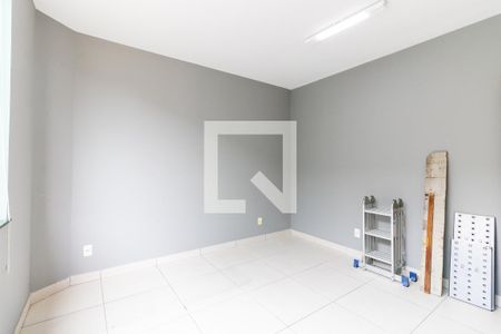 Casa à venda com 302m², 4 quartos e 4 vagas Casa à venda com 302m², 4 quartos e 4 vagasEdícula