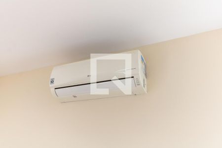 Casa à venda com 302m², 4 quartos e 4 vagas Casa à venda com 302m², 4 quartos e 4 vagasDetalhe da Suíte 1