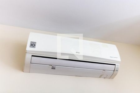 Casa à venda com 302m², 4 quartos e 4 vagas Casa à venda com 302m², 4 quartos e 4 vagasDetalhe da Suíte 3