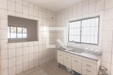 Casa à venda com 150m², 2 quartos e 3 vagas Casa à venda com 150m², 2 quartos e 3 vagasCozinha