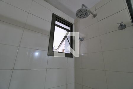 Apartamento à venda com 85m², 3 quartos e 2 vagasChuveiro