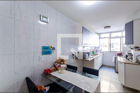 Apartamento à venda com 243m², 4 quartos e 1 vagaCozinha 