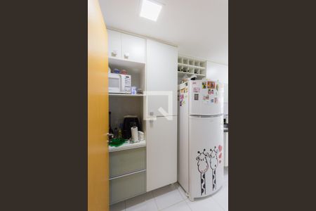 Apartamento à venda com 81m², 2 quartos e 1 vagaCozinha e Área de Serviço