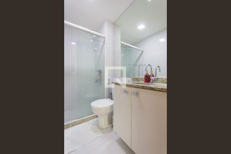 Apartamento à venda com 81m², 2 quartos e 1 vagaBanheiro da Suíte