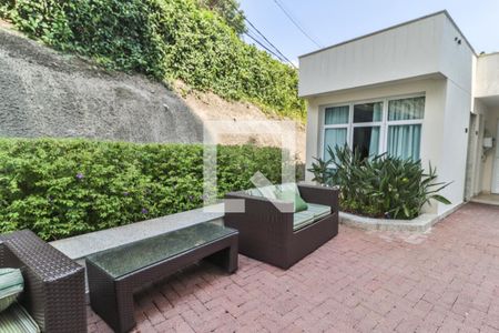 Apartamento à venda com 81m², 2 quartos e 1 vagaÁrea Comum