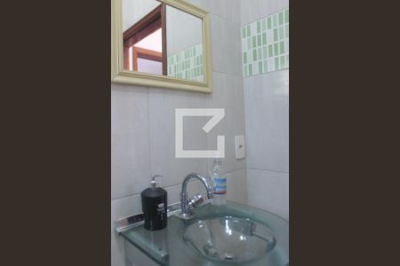 Casa à venda com 248m², 3 quartos e 6 vagasBanheiro 2