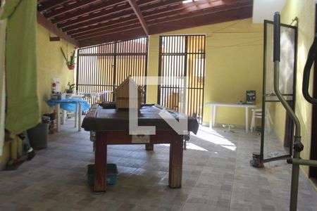 Casa à venda com 248m², 3 quartos e 6 vagasÁrea Externa