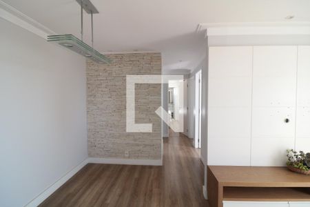 Sala  de apartamento para alugar com 3 quartos, 72m² em Vila Bertioga, São Paulo