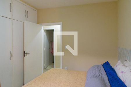 Casa à venda com 290m², 3 quartos e 4 vagas Casa à venda com 290m², 3 quartos e 4 vagasSuíte