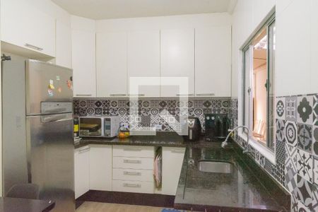 Casa à venda com 290m², 3 quartos e 4 vagas Casa à venda com 290m², 3 quartos e 4 vagasCozinha