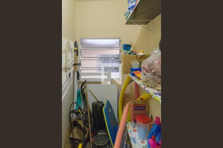 Casa à venda com 290m², 3 quartos e 4 vagas Casa à venda com 290m², 3 quartos e 4 vagasQuarto de Serviço