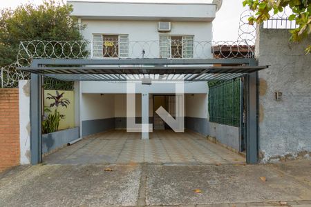 Casa à venda com 290m², 3 quartos e 4 vagas Casa à venda com 290m², 3 quartos e 4 vagasFachada do Escritórioo