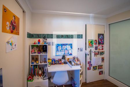 Apartamento à venda com 224m², 3 quartos e 2 vagas Apartamento à venda com 224m², 3 quartos e 2 vagasSuíte 2