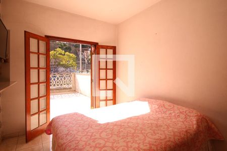 Casa à venda com 240m², 3 quartos e 2 vagasQuarto 1