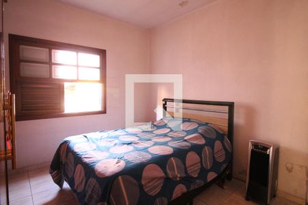 Casa à venda com 240m², 3 quartos e 2 vagasQuarto 3