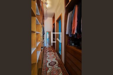 Casa à venda com 388m², 4 quartos e 4 vagas Casa à venda com 388m², 4 quartos e 4 vagasSuíte 2