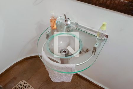 Casa à venda com 388m², 4 quartos e 4 vagas Casa à venda com 388m², 4 quartos e 4 vagasLavabo