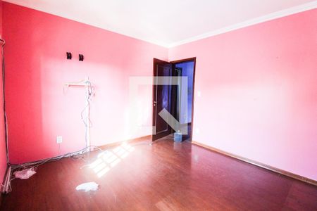 Casa à venda com 280m², 5 quartos e 1 vaga Casa à venda com 280m², 5 quartos e 1 vagaQuarto Suíte