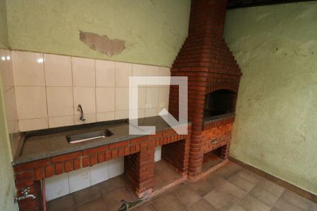 Casa à venda com 202m², 3 quartos e 4 vagasChurrasqueira
