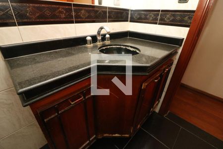 Casa à venda com 202m², 3 quartos e 4 vagasBanheiro