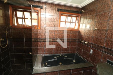 Casa à venda com 202m², 3 quartos e 4 vagasBanheiro da Suíte