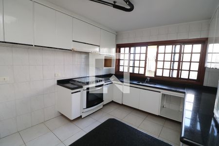 Casa à venda com 202m², 3 quartos e 4 vagasCozinha