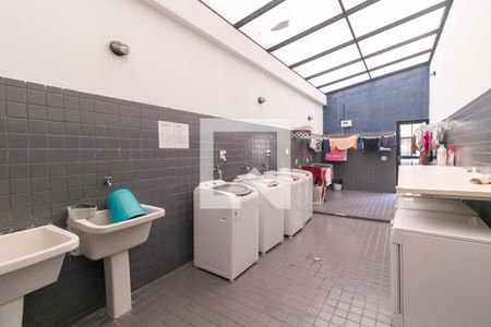 Apartamento à venda com 32m², 1 quarto e 1 vaga Apartamento à venda com 32m², 1 quarto e 1 vagaLavanderia