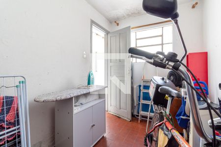 Casa à venda com 110m², 2 quartos e 2 vagasQuarto Externo