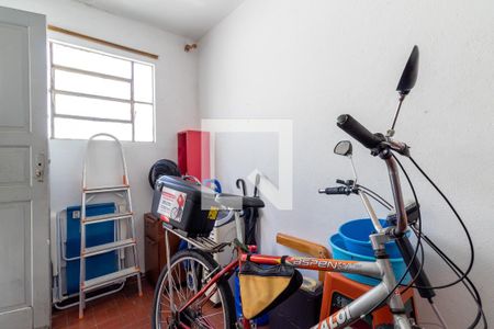 Casa à venda com 110m², 2 quartos e 2 vagasQuarto Externo